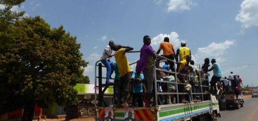 Masindi to Entebbe: Smooth Ridin' Boring Timin'